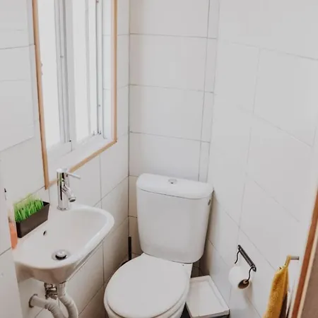 Olympo-Stunning Penthouse Views, Riverside Flat Apartment *